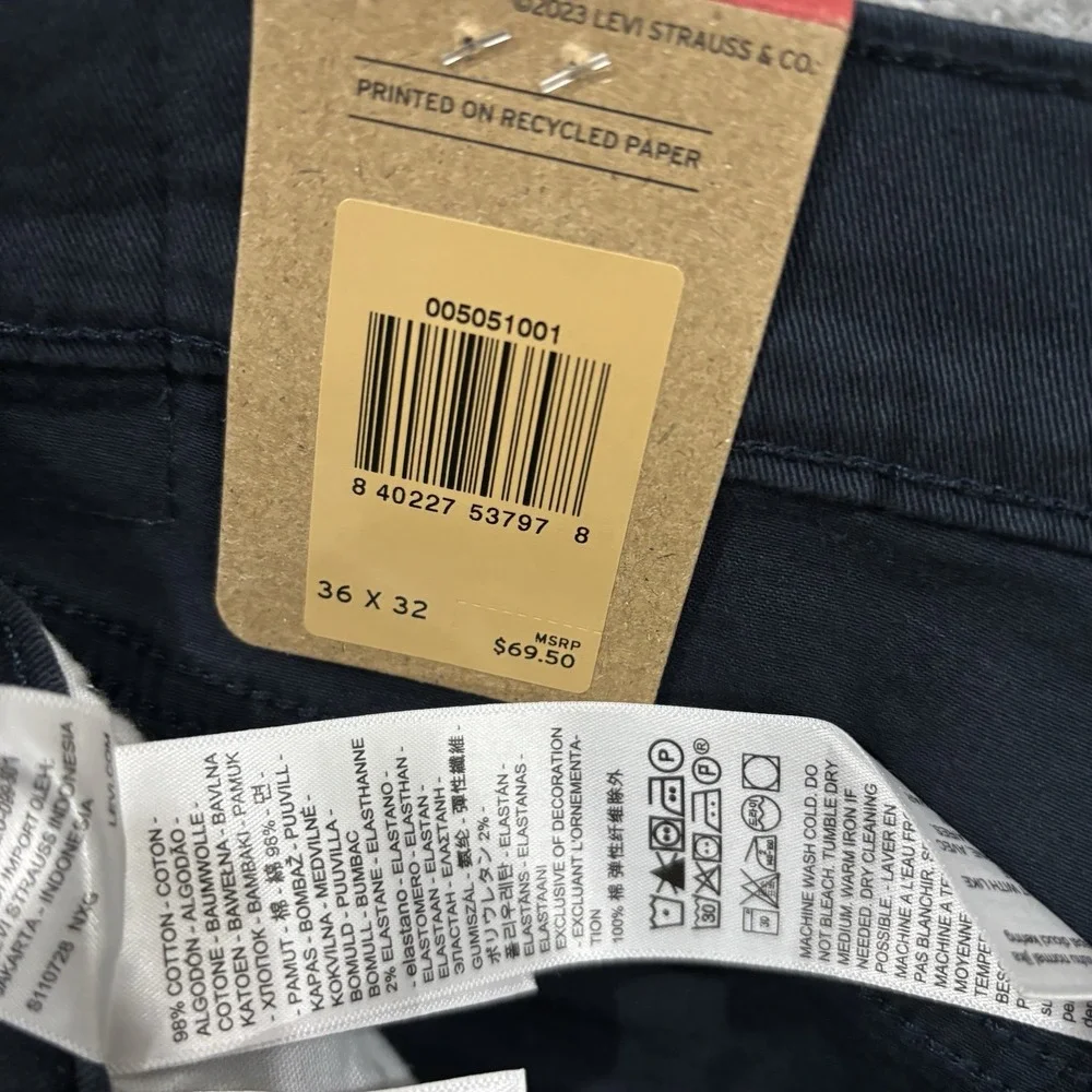 NWT Levi's 505 Jeans Men's 36x32 Straight Mid Rise Premium Soft Twill Navy Blue